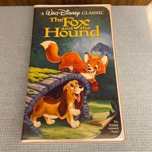 🛍️3/$30 Vintage  Disney‎ The fox and the hound black diamond vhs tape